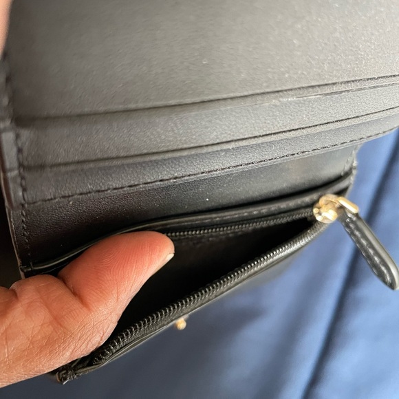 Kate Spade Wallet - Picture 7 of 8